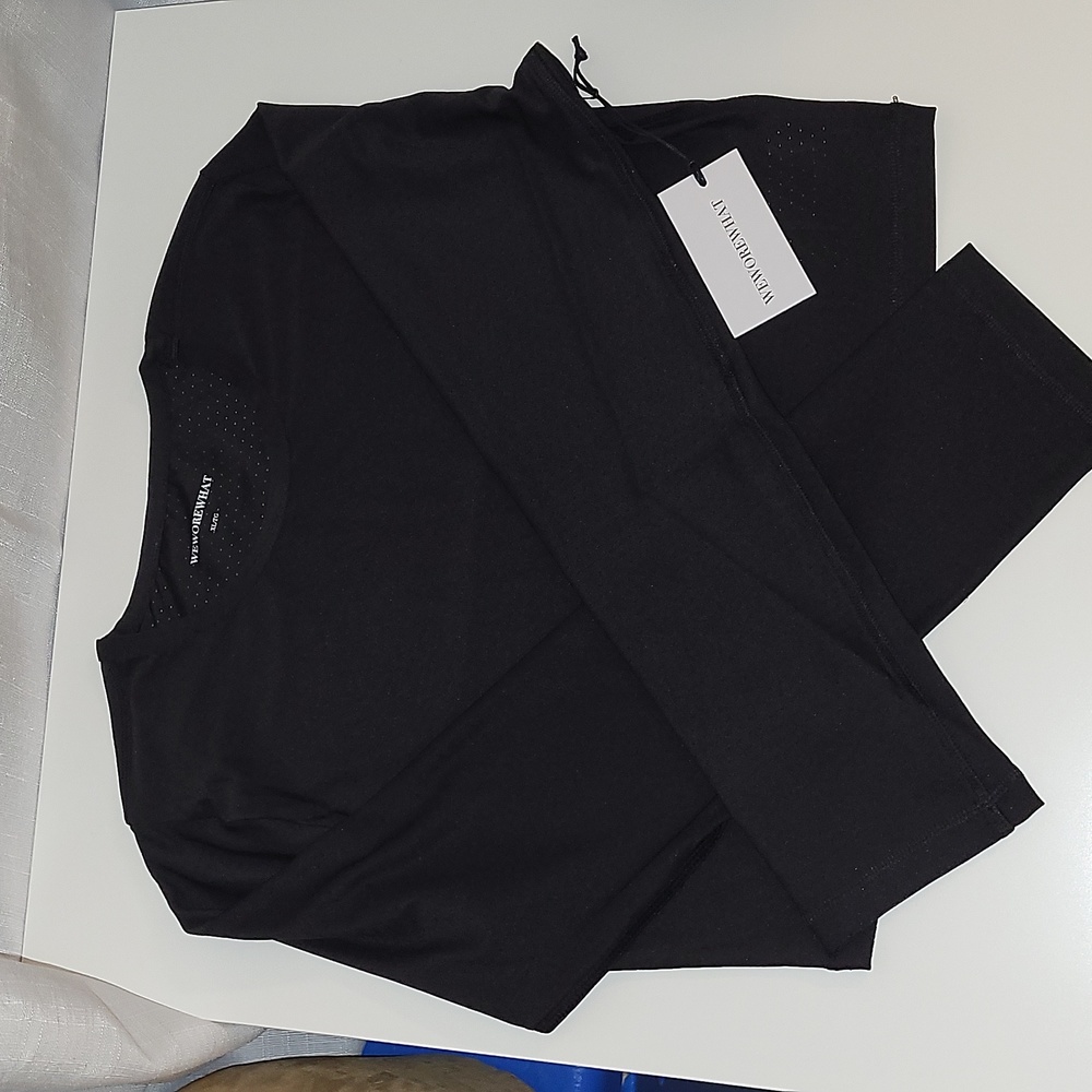 SALE🌞WeWoreWhat Cropped long sleeve size XL